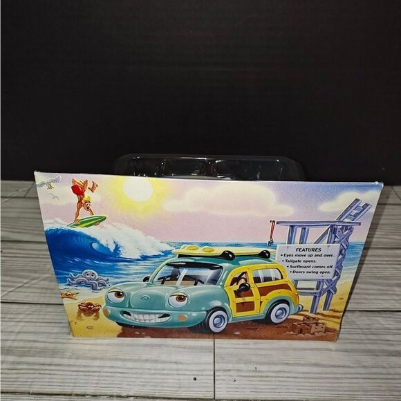 The Chevron Cars Techron Collectible Woody Wagon Toy Vehicle New Vintage 1999 - Picture 7 of 10